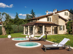 Amazing holiday home in Castel San Pietro Terme with pool, Castel San Pietro Terme